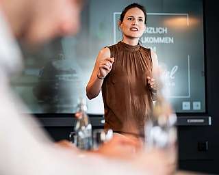 Présentation dans la salle de conférence