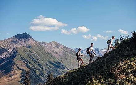 Randonneur dans les montagnes