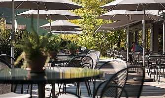 Terrasse confortable en plein air