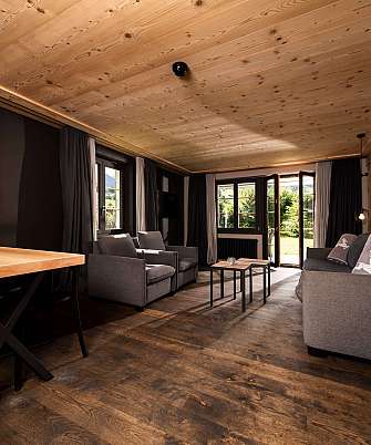 Chalet Apartment mit Blick auf die Berge