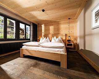 Schlafzimmer mit Aussicht auf die Berge