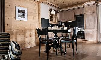 Cuisine moderne avec coin repas