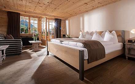 Chambre avec vue sur les montagnes