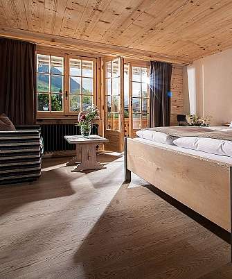 Schlafzimmer mit Aussicht auf die Berge