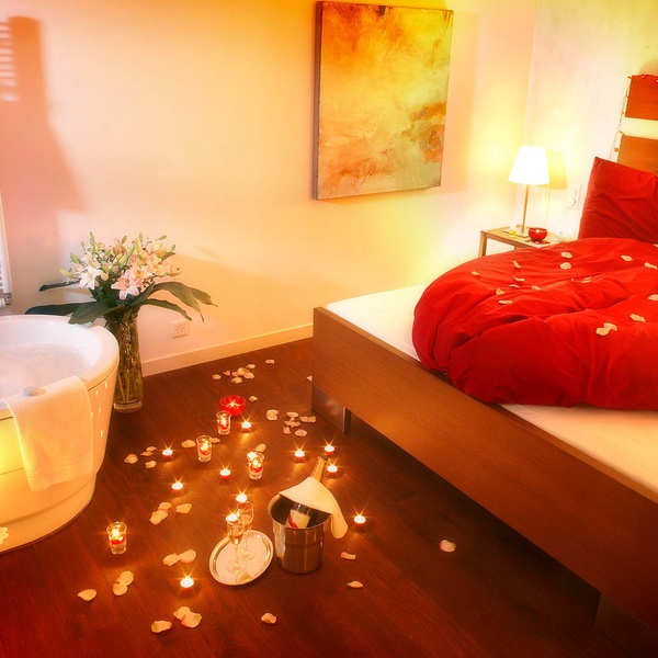 Loveroom - le spécial érotique et romantique