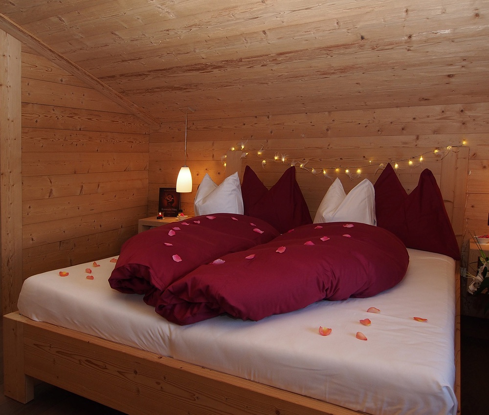 Loveroom - das romantisch-erotische Special für Verliebte