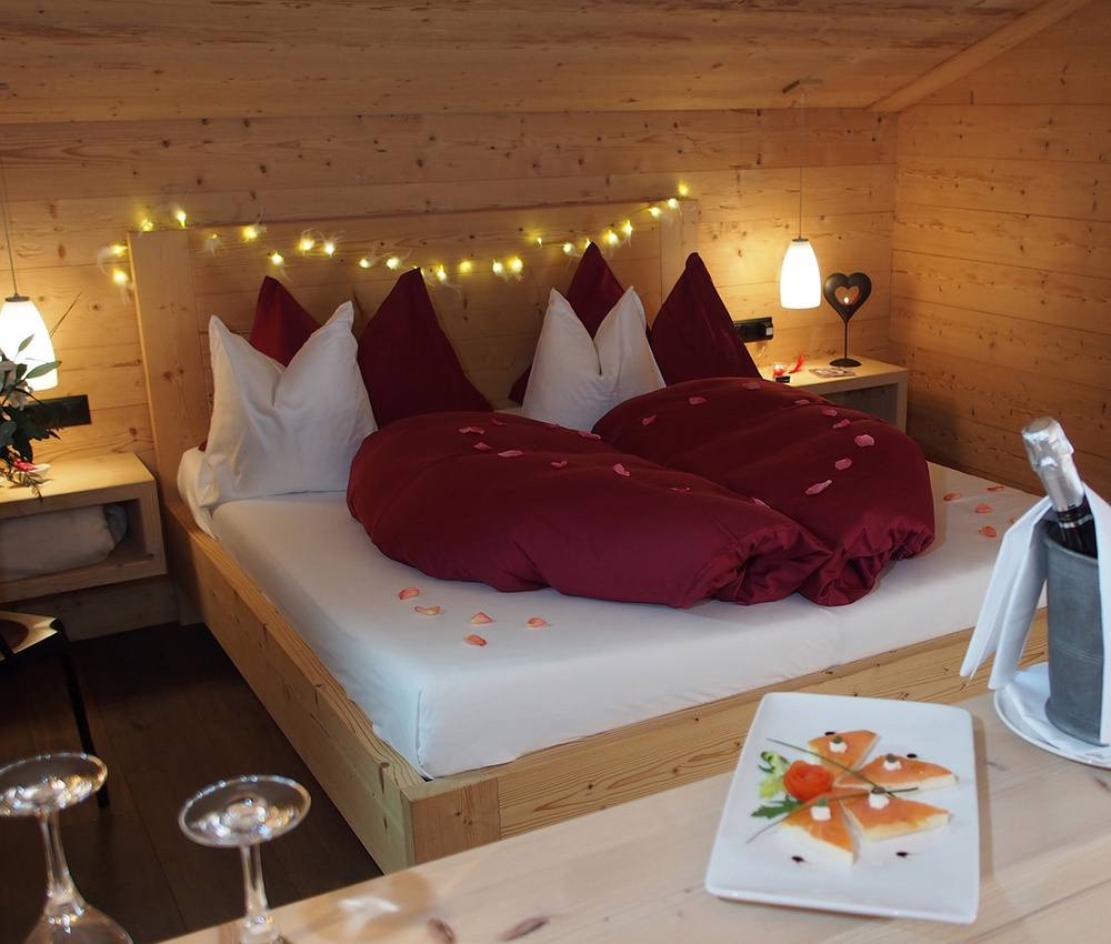 Loveroom - das romantisch-erotische Special für Verliebte